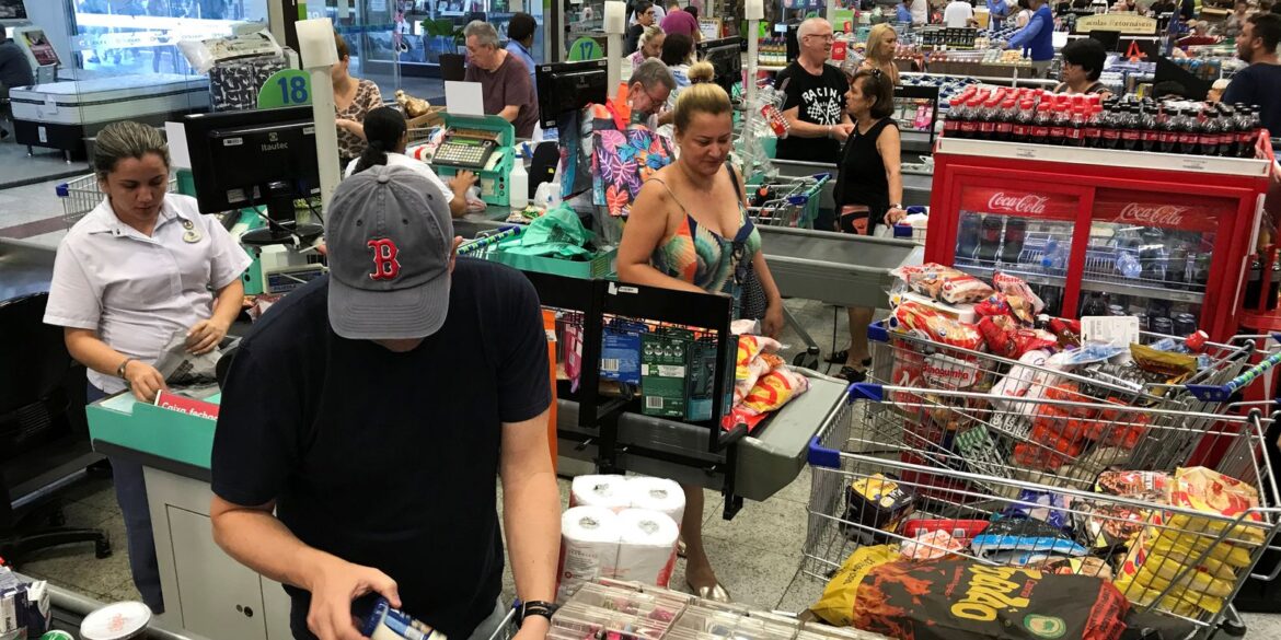 pressionada-por-conta-de-luz,-previa-da-inflacao-de-julho-e-de-0,33%