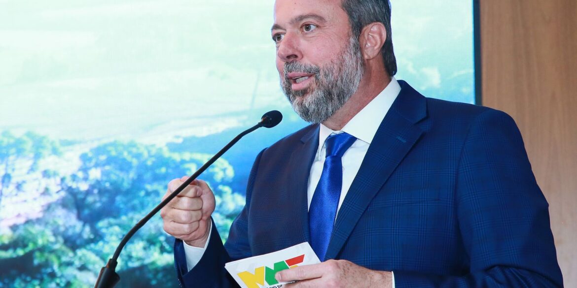 governo-estuda-parceria-com-bolivia-para-nova-hidreletrica-binacional