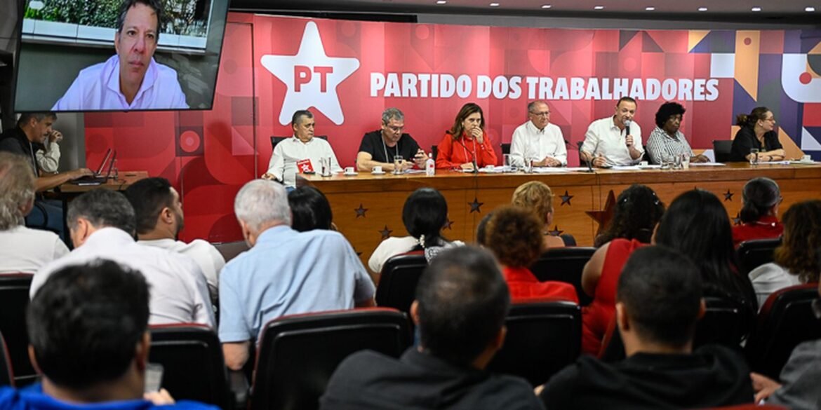 alckmin:-tarifaco-de-trump-afeta-3,3%-das-exportacoes-brasileiras