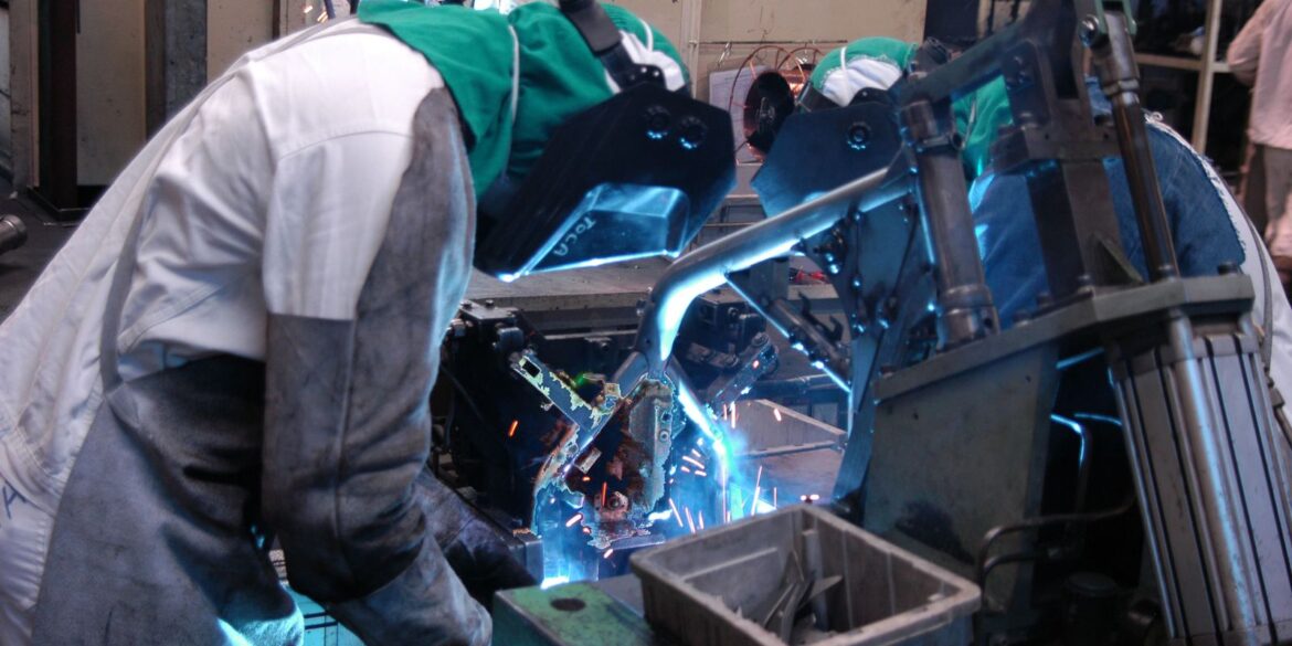 vendas-da-industria-de-maquinas-sobem-14%-no-ano-ate-julho