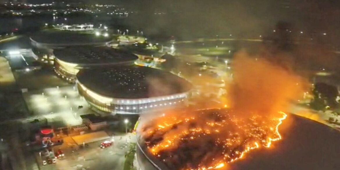 incendio-atinge-velodromo-olimpico-no-rio