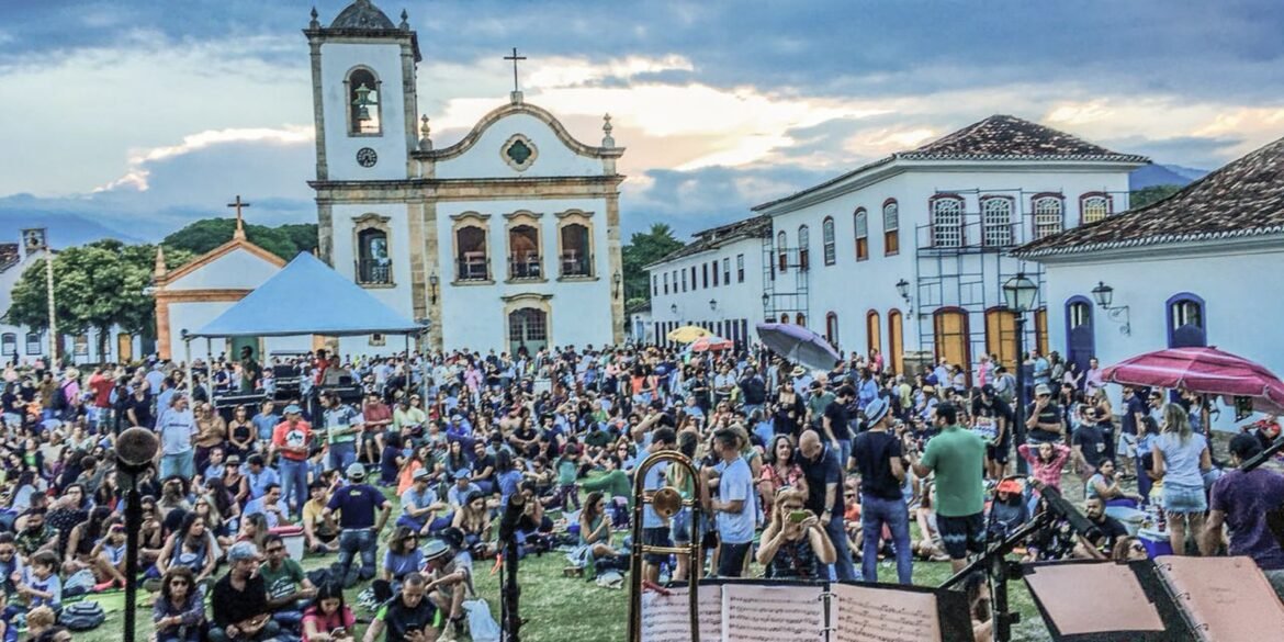 jazz,-blues-e-paraty:-festival-ocupa-as-ruas-da-cidade-historica